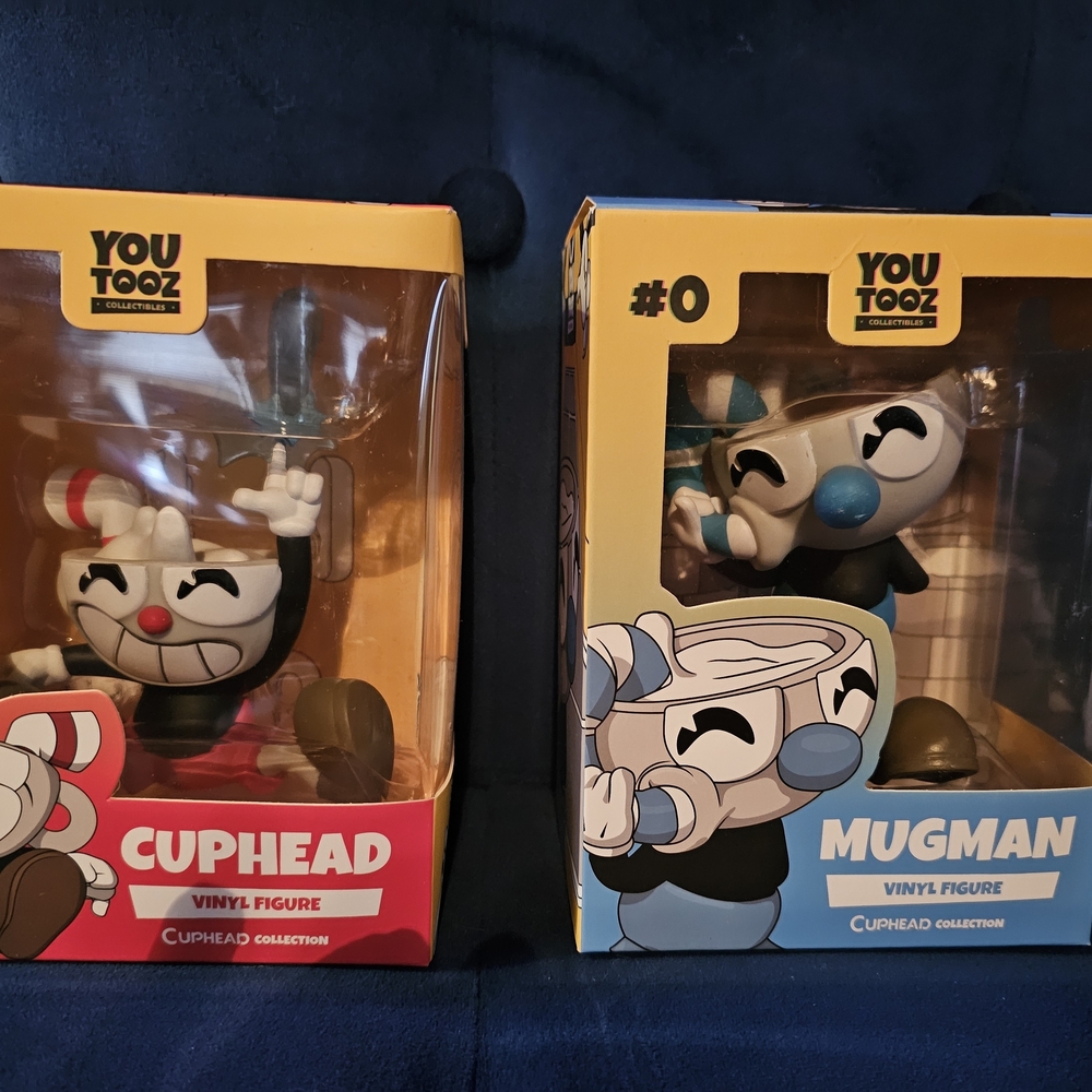 Cuphead and Mugman Vinyl Figures - YOU TOOZ